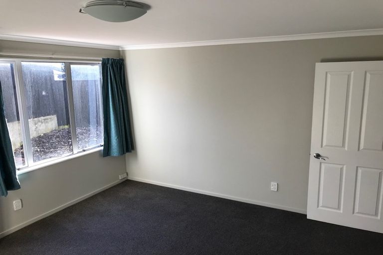 Photo of property in 38 Staithes Drive North, Whitby, Porirua, 5024