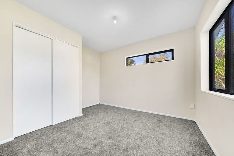 Photo of property in 25a Routley Drive, Glen Eden, Auckland, 0602