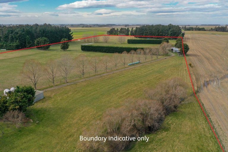 Photo of property in 63 Brasell Road, Pareora West, Timaru, 7972