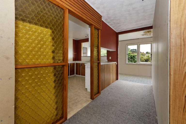 Photo of property in 19 Leo Street, Glen Eden, Auckland, 0602