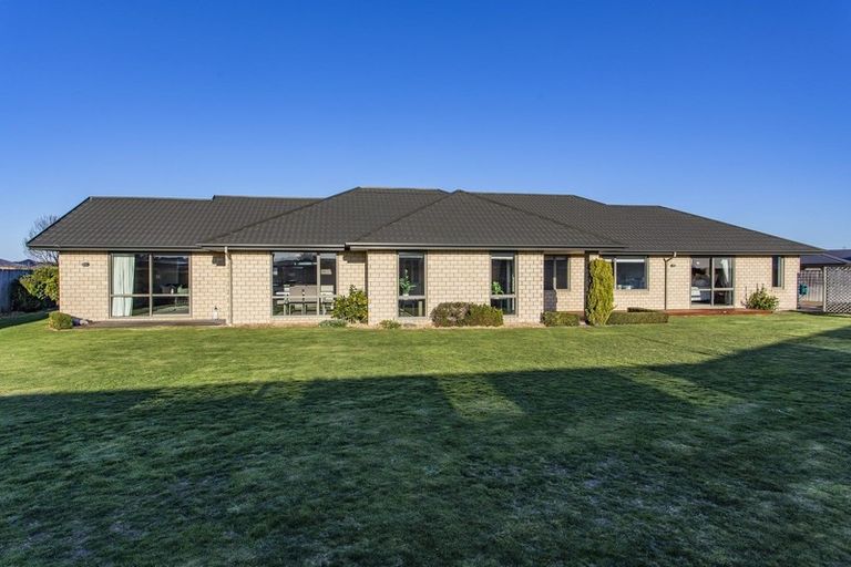 Photo of property in 18 Clifford Place, Amberley, 7410