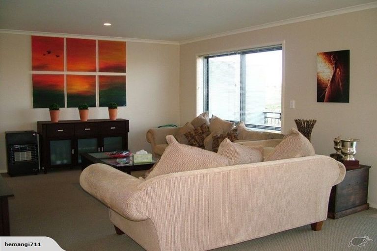 Photo of property in 24 Keepers Drive, Gulf Harbour, Whangaparaoa, 0930