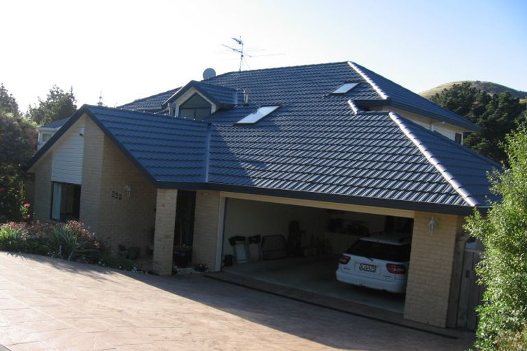 Photo of property in 20 Longmont Terrace, Churton Park, Wellington, 6037