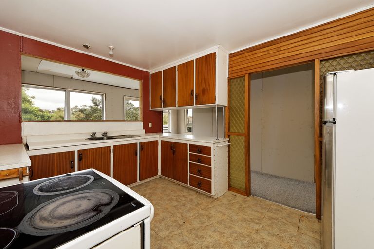 Photo of property in 19 Leo Street, Glen Eden, Auckland, 0602