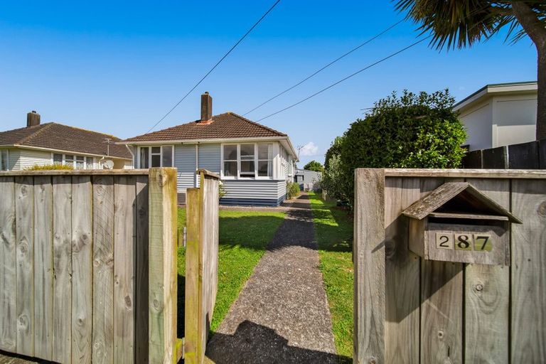 Photo of property in 287 South Road, Hawera, 4610