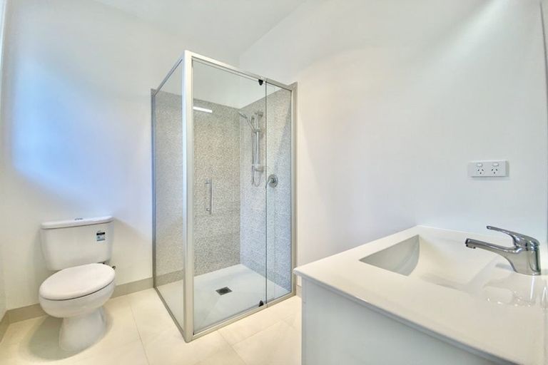 Photo of property in 71 Hayfield Way, Karaka, Papakura, 2113