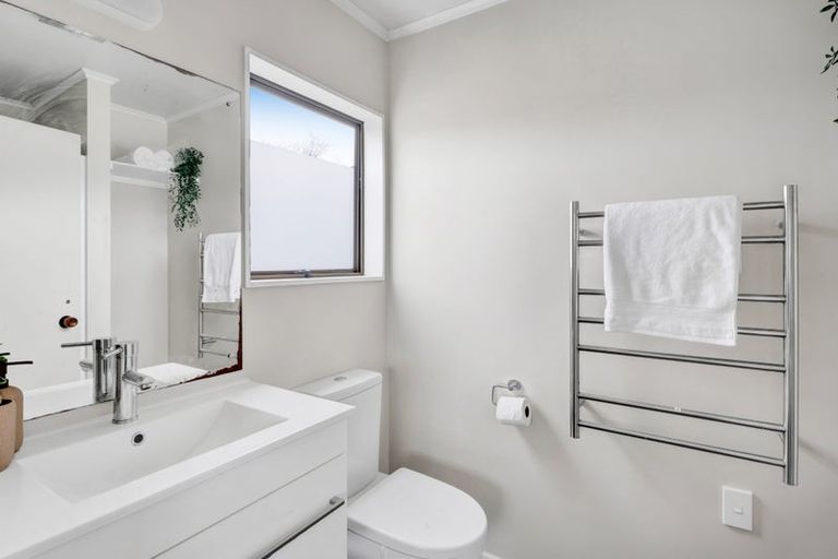 Photo of property in 159a Govett Avenue, Frankleigh Park, New Plymouth, 4310