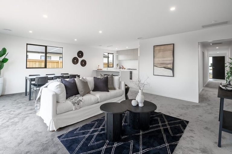 Photo of property in 28 Privet Way, Rolleston, 7678