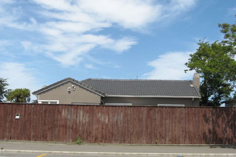 Photo of property in 284 Wainoni Road, Avondale, Christchurch, 8061
