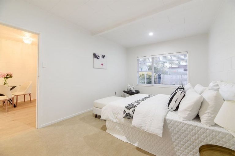 Photo of property in 2/7 James Road, Manurewa, Auckland, 2102