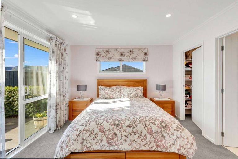 Photo of property in 6 Crossley Avenue, Woodend, 7610