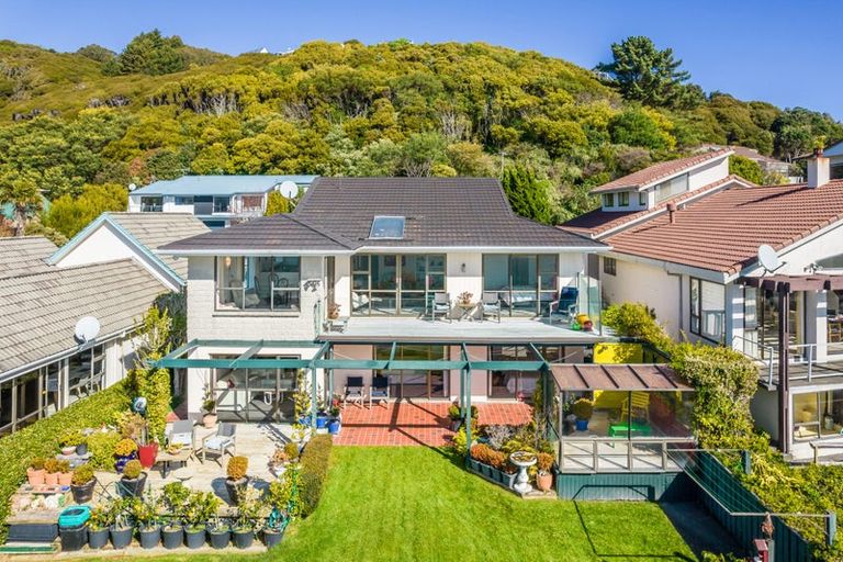 Photo of property in 36 Leeward Drive, Whitby, Porirua, 5024