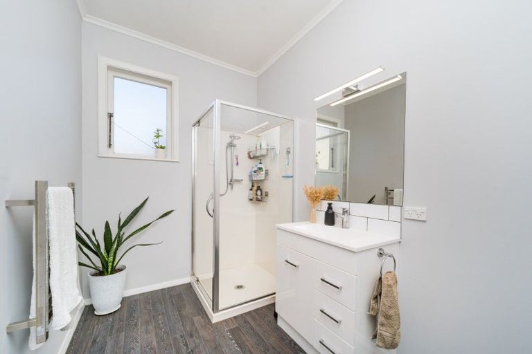 Photo of property in 45 Guy Avenue, Takaro, Palmerston North, 4410