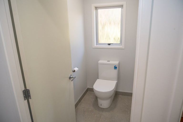 Photo of property in 25 Stratford Drive, Cable Bay, 0420