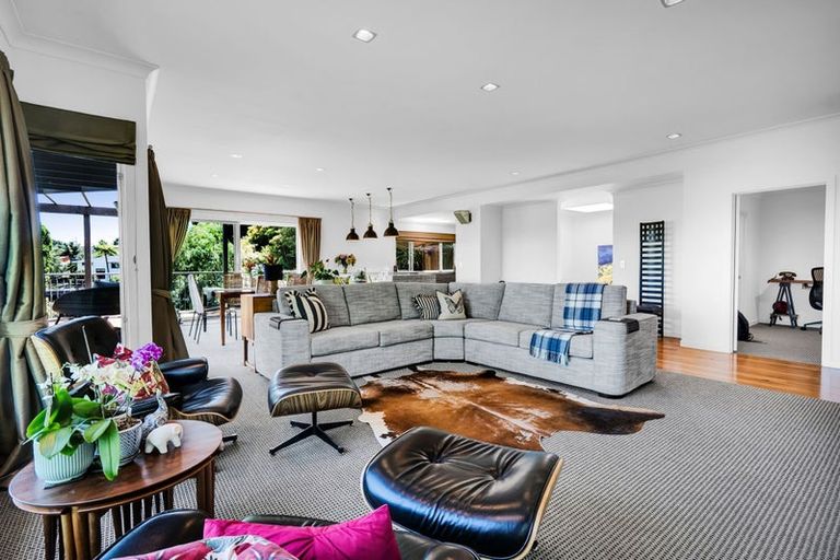Photo of property in 117 Poplar Grove, Whalers Gate, New Plymouth, 4310
