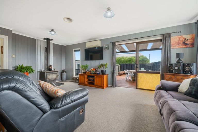Photo of property in 28 Kingsford Street, Bell Block, New Plymouth, 4312