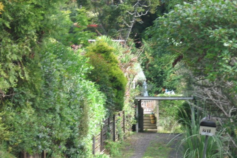 Photo of property in 21 Daffodil Street, Titirangi, Auckland, 0604