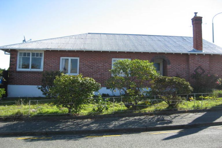 Photo of property in 44 Oxford Street, West End, Timaru, 7910