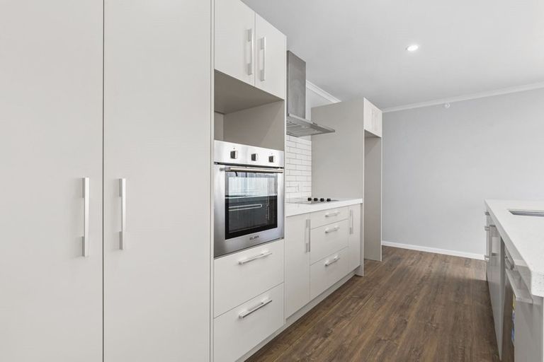 Photo of property in 20 Taukari Road, Takanini, 2112