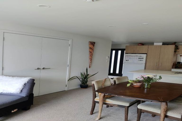 Photo of property in 7/18 Graham Avenue, Te Atatu Peninsula, Auckland, 0610