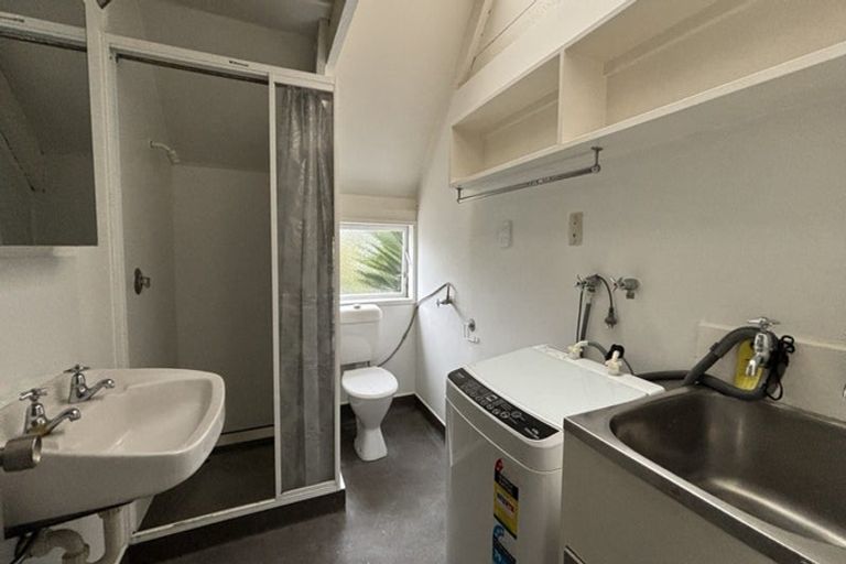 Photo of property in 6/118-122 Randwick Road, Moera, Lower Hutt, 5010