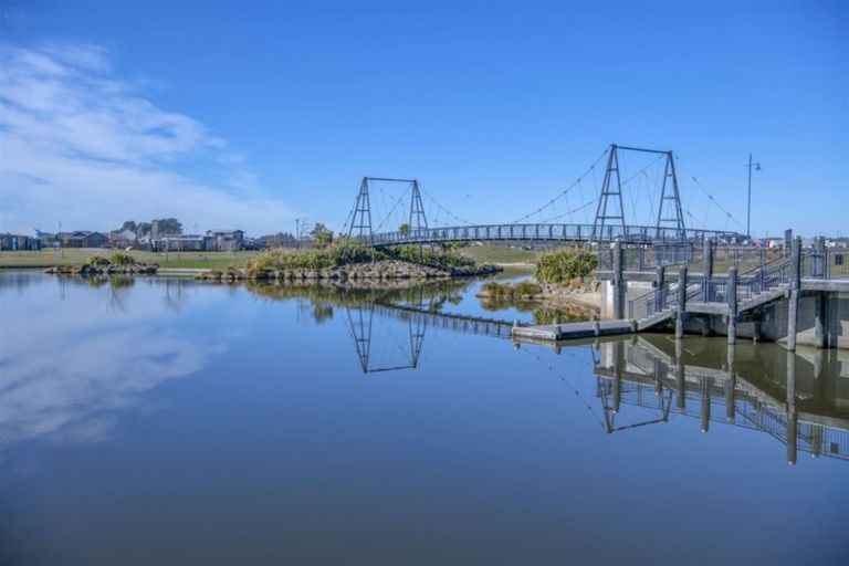 Photo of property in 57 Te Hurunui Drive, Pegasus, 7612