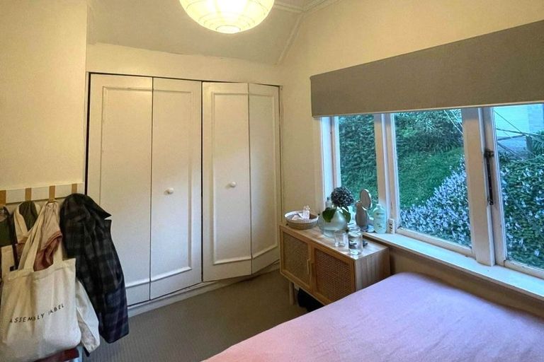 Photo of property in 26 Fitzroy Street, Wadestown, Wellington, 6012