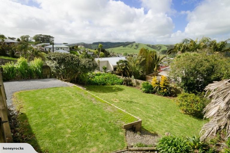 Photo of property in 10 Rautawhiri Road, Helensville, 0800