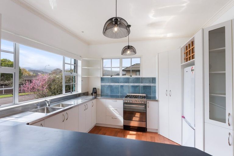 Photo of property in 29 Oriwa Crescent, Otaki, 5512