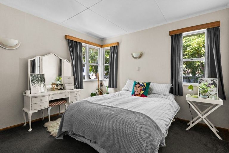 Photo of property in 1a Cassino Crescent, Onekawa, Napier, 4110