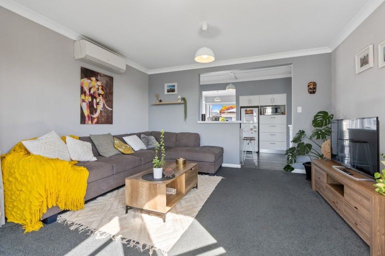 Photo of property in 62 Rewa Street, Inglewood, 4330