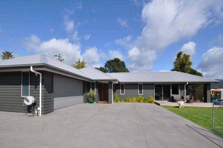 Photo of property in 71 Tangiteroria Lane, Pauanui, Hikuai, 3579