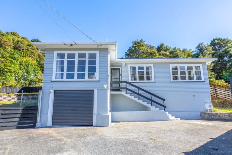 Photo of property in 87 Hair Street, Wainuiomata, Lower Hutt, 5014