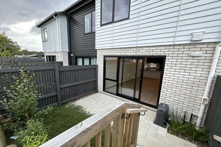 Photo of property in 5 Whati Lane, Henderson, Auckland, 0612