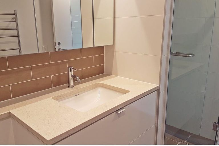 Photo of property in 254 Hobsonville Point Road, Hobsonville, Auckland, 0616