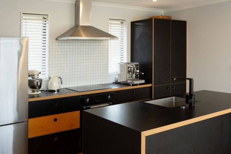 Photo of property in 44 Moana Street, Otaki Beach, Otaki, 5512