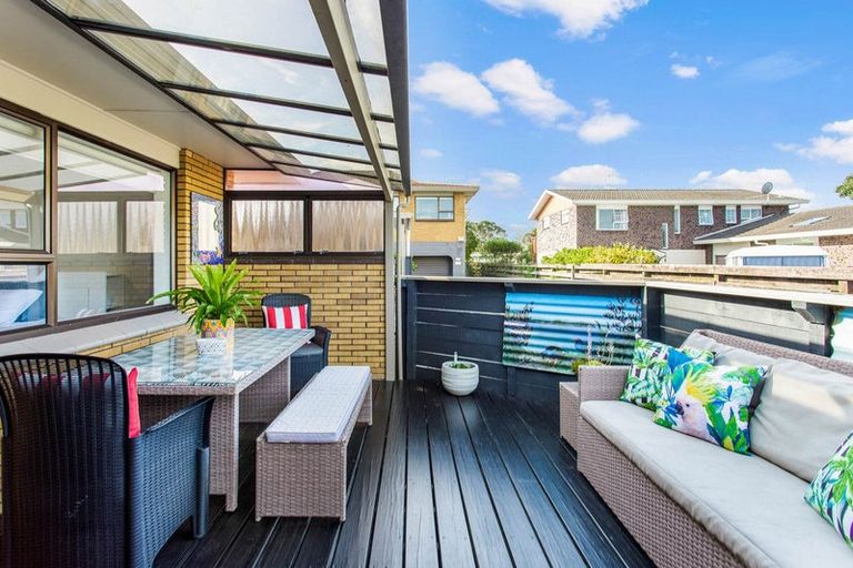 Photo of property in 23a Riverside Road, Orewa, 0931