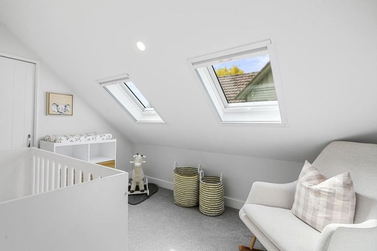 Photo of property in 17 Innes Road, St Albans, Christchurch, 8052