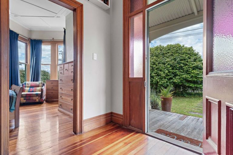 Photo of property in 60 Naples Street, Martinborough, 5711