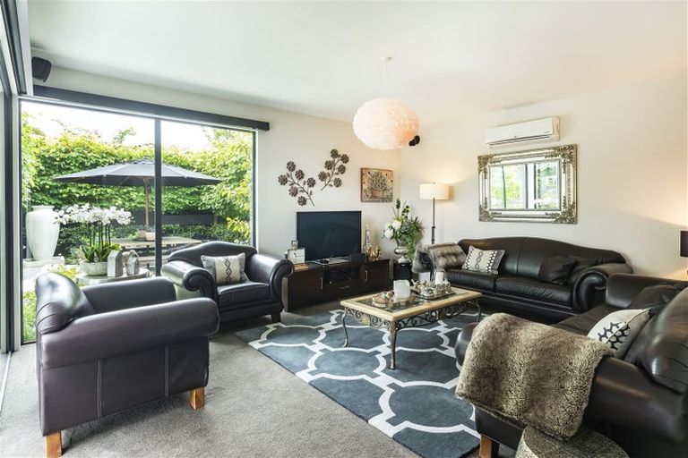 Photo of property in 416 Papanui Road, Papanui, Christchurch, 8053