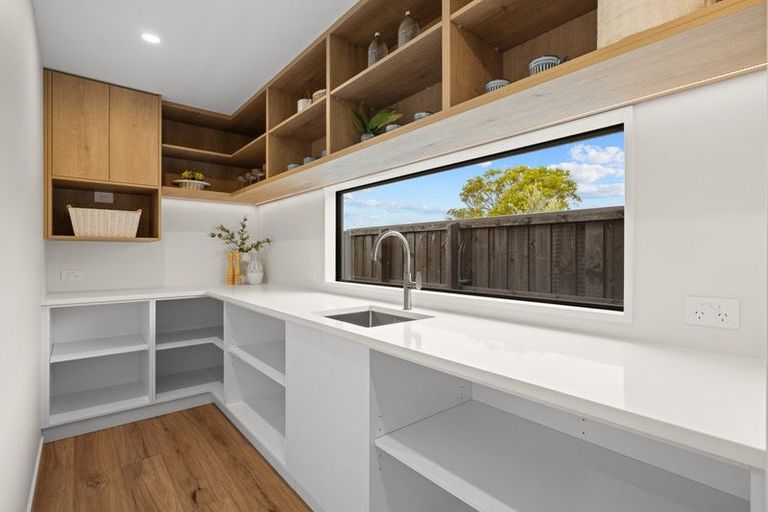 Photo of property in 25 Kakatai Place, North New Brighton, 8083