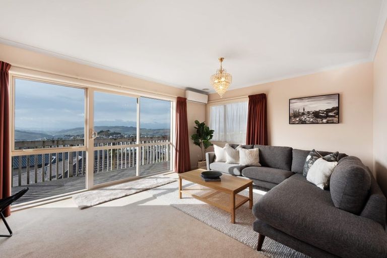 Photo of property in 26 Comber Place, Johnsonville, Wellington, 6037