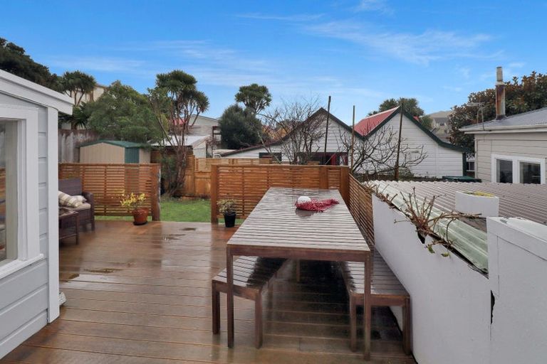 Photo of property in 37 Donald Mclean Street, Newtown, Wellington, 6021