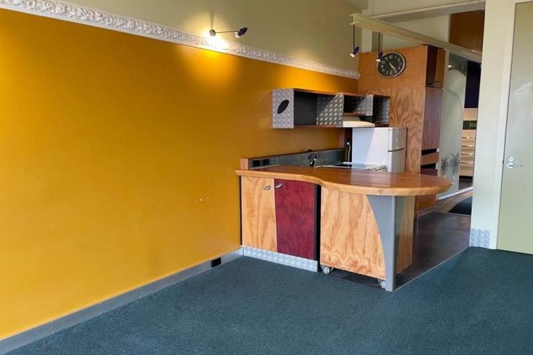 Photo of property in Qba Apartments, 2r/51 Webb Street, Mount Cook, Wellington, 6011