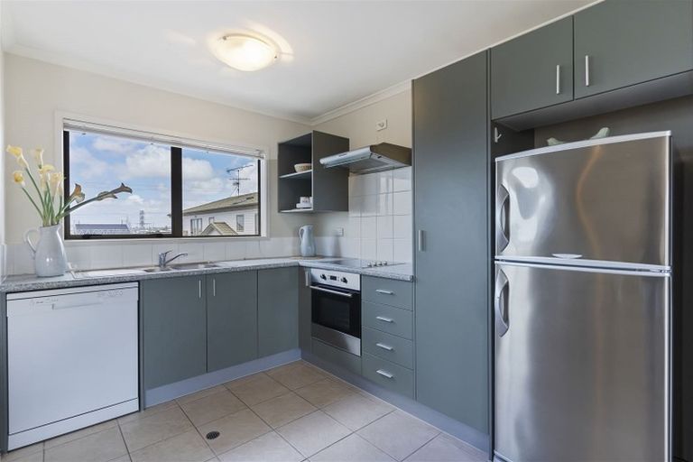 Photo of property in St Claire Village, 175/172 Mcleod Road, Te Atatu South, Auckland, 0610