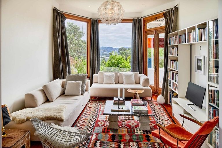 Photo of property in 33 Harland Street, Brooklyn, Wellington, 6021