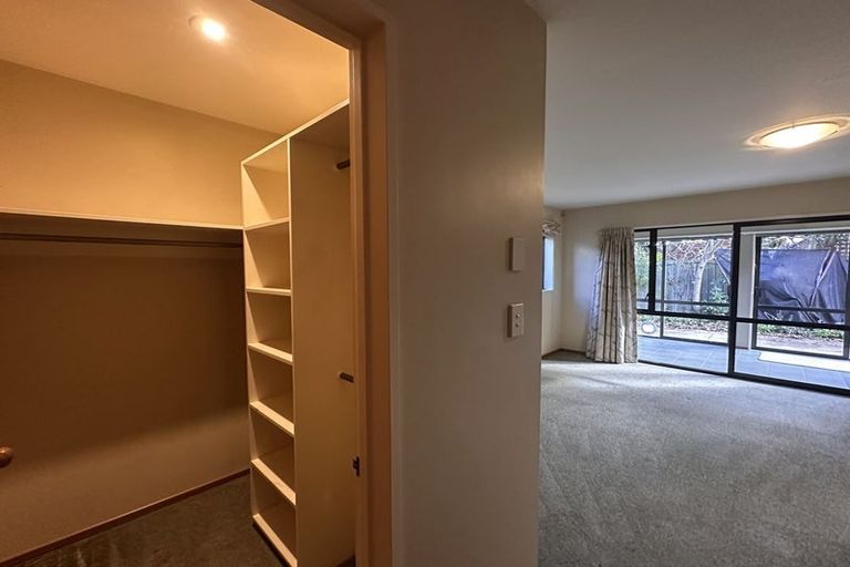 Photo of property in 2 Yarrum Lane, Avonhead, Christchurch, 8042