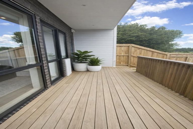 Photo of property in 17/35 Young Crescent, Drury, 2113