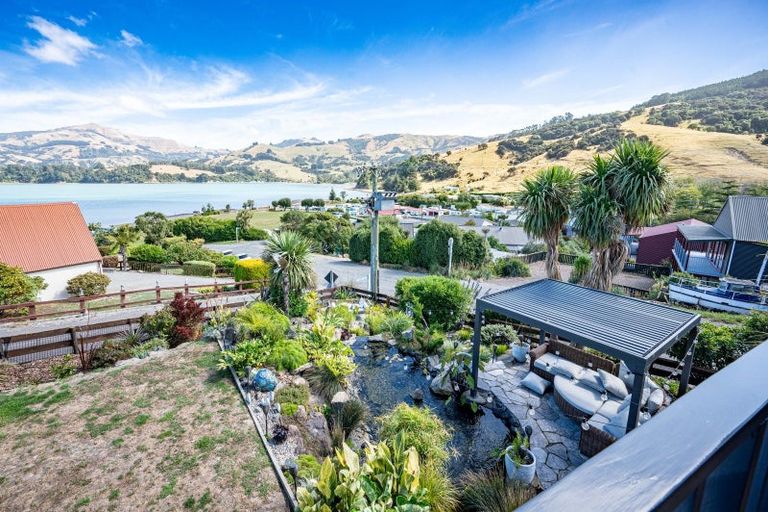 Photo of property in 18 Haywards Lane, Duvauchelle, 7581