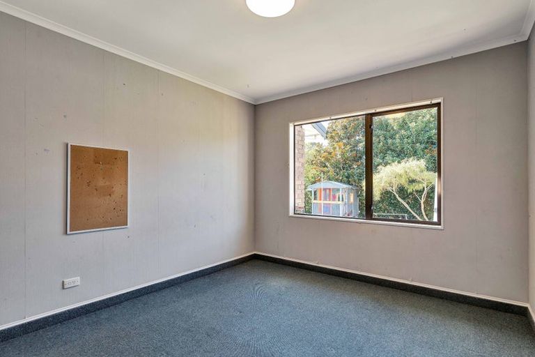 Photo of property in 66 Karina Road, Merrilands, New Plymouth, 4312